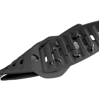 Detailaufnahme des schwarzen Loopéa Apple Watch Armbands mit Wasserperlen – zeigt die wasserabweisende Oberfläche aus Flüssigsilikon. Ideal für sportliche Träger:innen in Deutschland, Österreich und der Schweiz – robust, langlebig und perfekt für Alltag und Training.